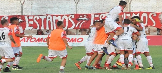 Huracán Las Heras, Mendoza, Globo Lasherino, Deportivo Maipú, Mendoza, Botellero