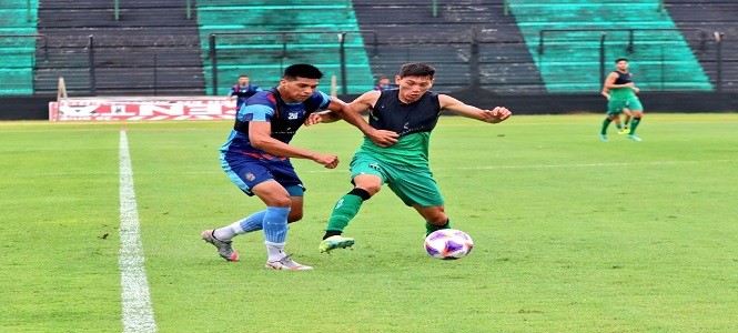 Nueva Chicago, Arsenal, Amistoso. 