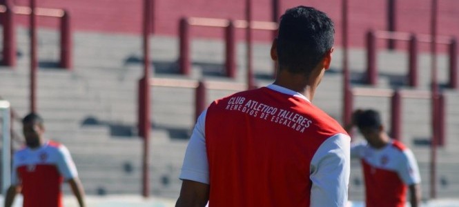 Talleres de Remedios de Escalada, Clayopole, Fútbol, Amistoso. 