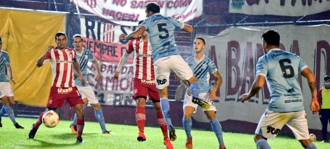 Estudiantes de Río Cuarto, San Martín de Tucumán, Primera Nacional. 