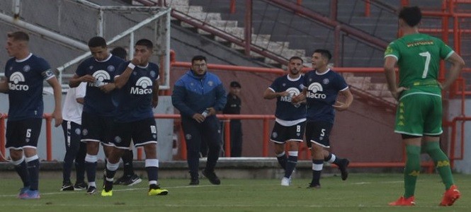 Aldosivi, Tiburón, Mar del Plata, Independiente Rivadavia, Lepra, Mendoza