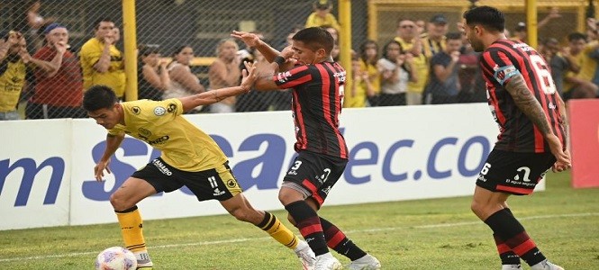 Flandria, Canario, Jáuregui, Patronato, Negro, Paraná