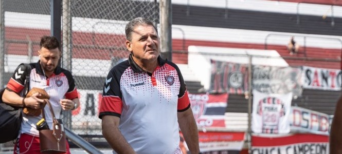 Chacarita, Funebrero, Primera Nacional, Zona A, San Martín, Tricolor 