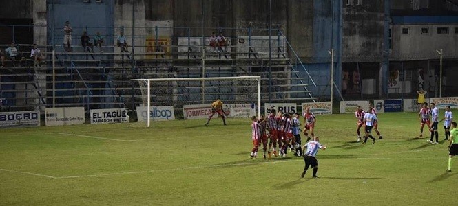 Juventud Unida, Gualeguaychú, León, Atlético Paraná. Paraná, Decano, Gato