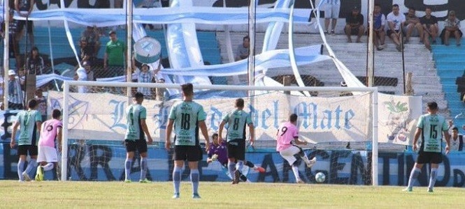 Fénix, Argentino de Quilmes, Primera B. 