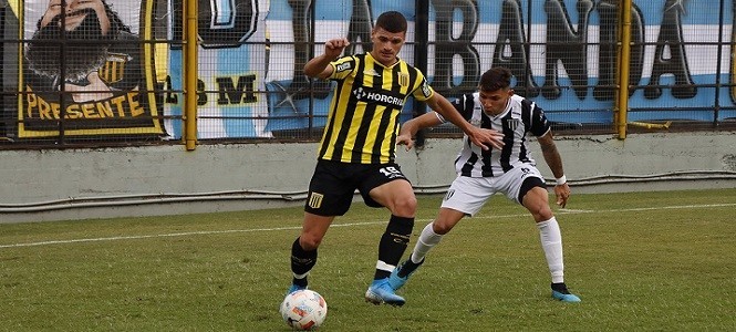 Almirante Brown, Gimnasia de Mendoza, Primera Nacional. 