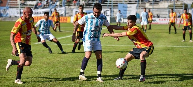 Juventud Unida, Decano, León, Juve, Gualeguaychú, Sarmiento, Aurirojo, Decano, Resistencia