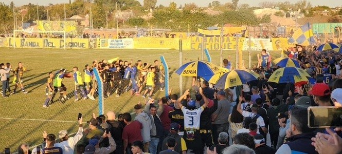 Central Ballester, Canalla, José León Suárez, Sportivo Barracas, Arrabalero