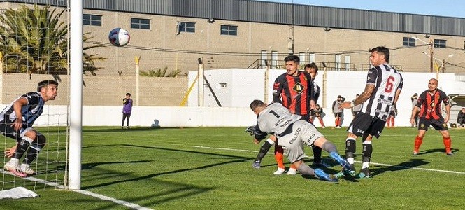 Deportivo Madryn, Aurinegro, Puerto Madryn, Gimnasia, Lobo, Mens Sana, Mendoza