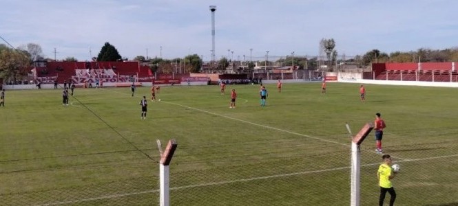 Independiente de Chivilcoy, Gimnasia de Concepción del Uruguay, Federal A. 