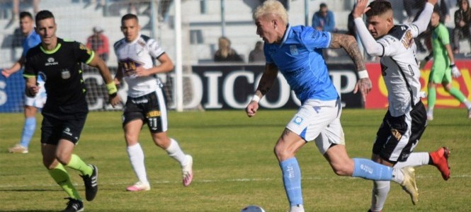 Estudiantes de Río Cuarto, All Boys, Primera Nacional. 