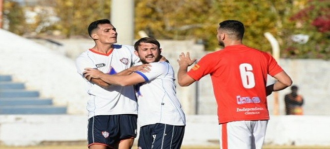 Sportivo Peñarol, Independiente de Chivilcoy, Regional Amateur, 