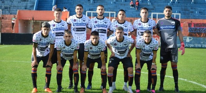 Deportivo Armenio, Tricolor, Primera B, Apertura, Aurirrojo, 