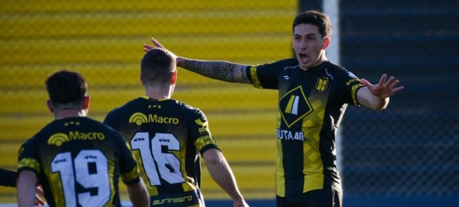 Deportivo Madryn, Aurinegro, Primera Nacional, Tristan Suárez 