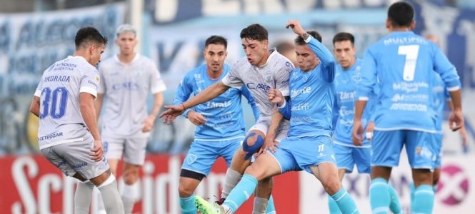 Copa Argentina, Godoy Cruz, Tomba, Mendoza, Defensores Unidos, Zárate