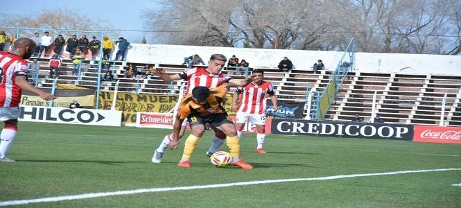 Mitre de Santiago del Estero, Estudiantes, Copa Argentina. 