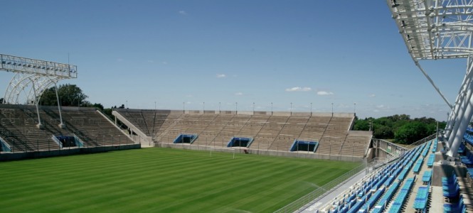 Brown de Adrogue, Tricolor, Belgrano, Pirata, Estadio Unico, San Nicolás