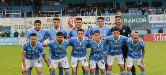 Estudiantes Río IV, Primera Nacional, Zona A, León, Defensores De Belgrano, Dragón 