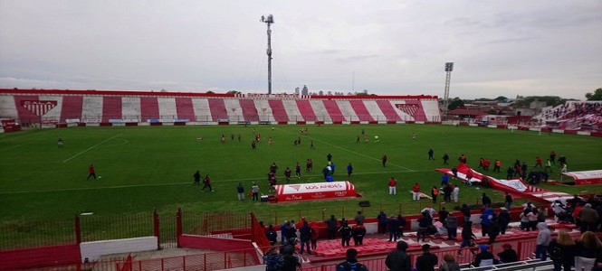 Los Andes, Deportivo Armenio, Primera B. 