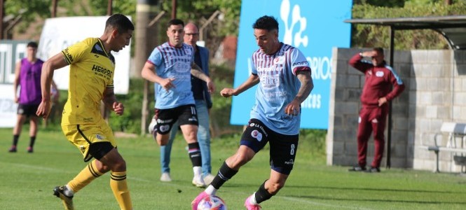 Comunicaciones, Cartero, Primera B, Torneo Apertura, UAI Urquiza, Furgón 