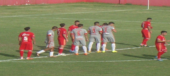 Defensores de Cambaceres, Cambaceres, Rojo, Primera C, Deportivo Armenio, Tricolor