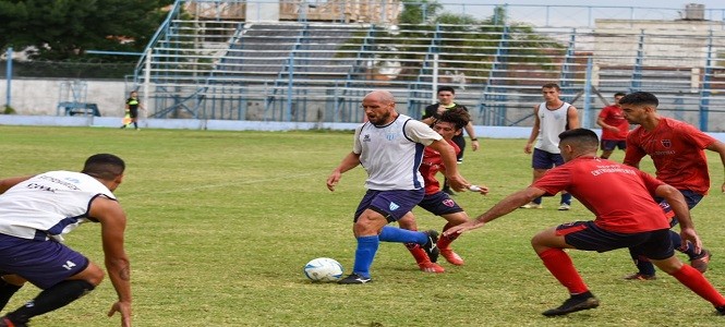 Juventud Unida de Gualeguaychu, Defensores de Pronunciamiento, Federal A. 