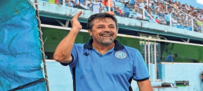 Belgrano, Celeste, Barrio Alberdi, Córdoba; Caruso Lombardi, Maradona, Diego Eterno 