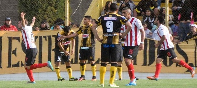 Deportivo Madryn, Madryn, Aurinegro, Independiente, Neuquén, Rojo