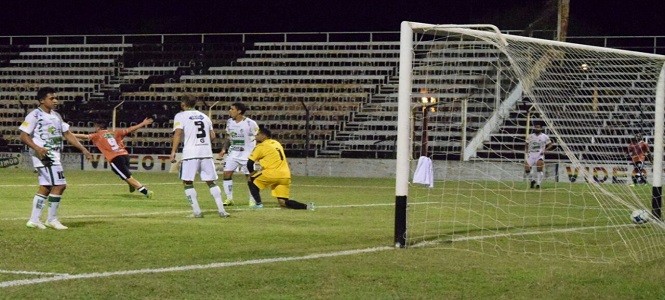 ALTOS HORNOS ZAPLA, FEDERAL A, DEPORTIVO MANDIYÚ