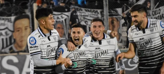 Estudiantes, Primera Nacional, Zona A, Pincha,.San Telmo, Candombero 