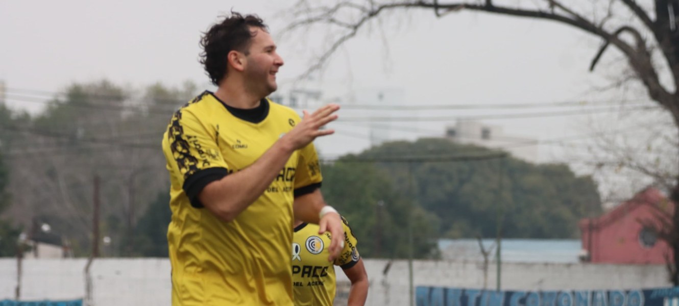UAI Urquiza hizo el gasto; Comu, los goles